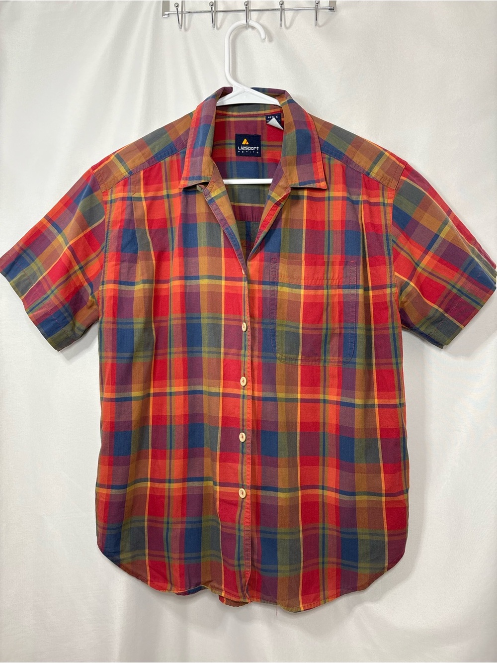 Vintage LizSport Petite Red Multicolor Plaid Short-Sleeve Button-Up Shirt Size S